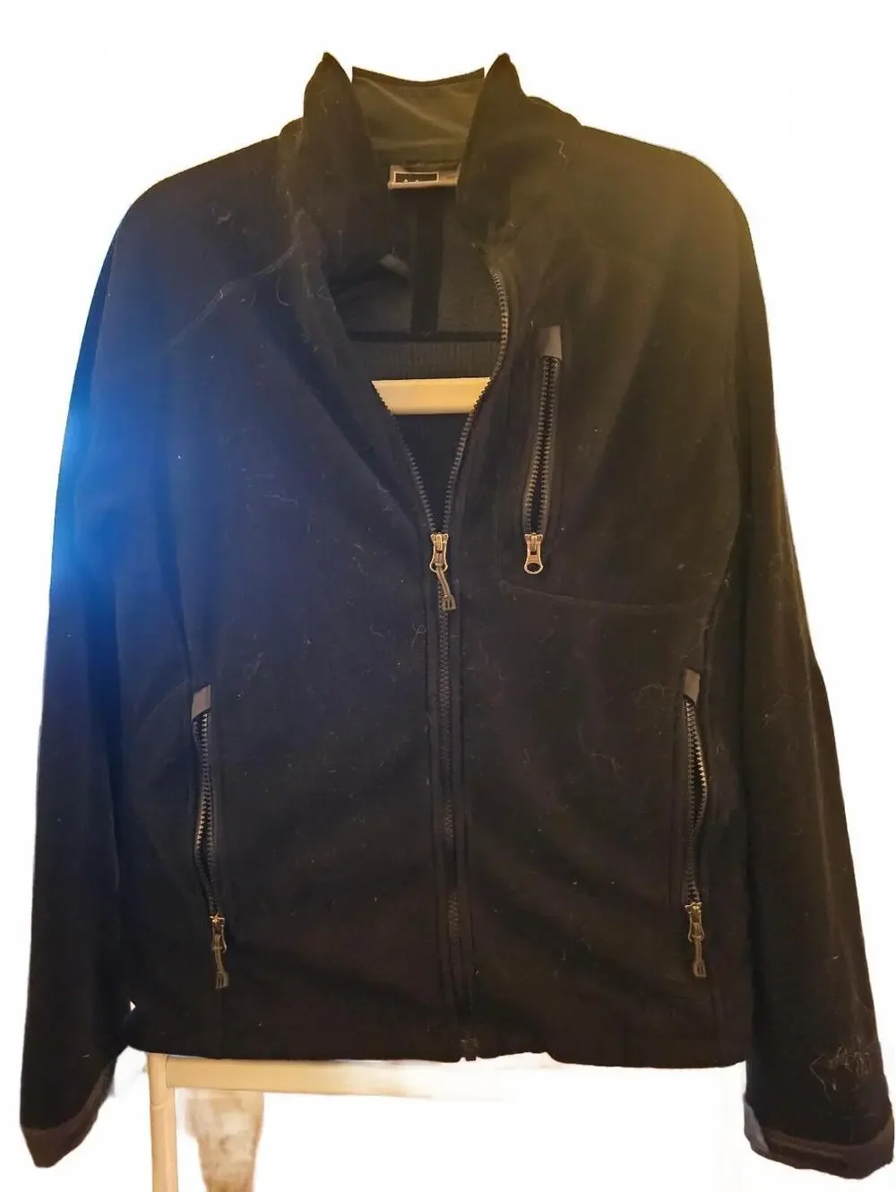 REI - Men's fleece zip jacket black  - Size Men's small - EUC NO DAMAGES